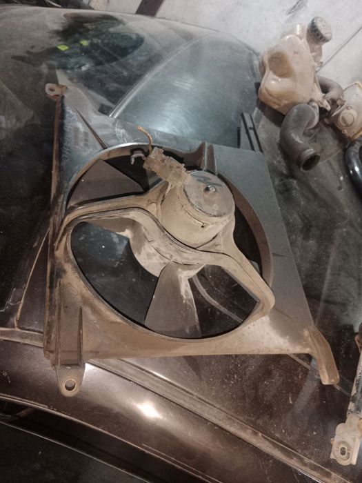 Вентилятор охлаждения двигателя Опель вектра а