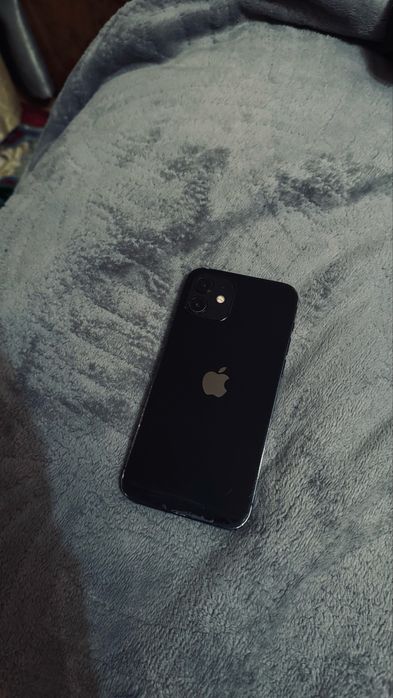 Айфон 12 простой