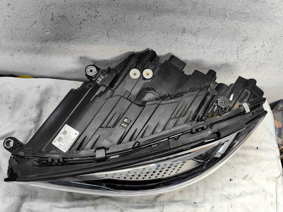 Оригинален фар Мерцедес 223  Mercedes S 223  DIGITAL LIGHT