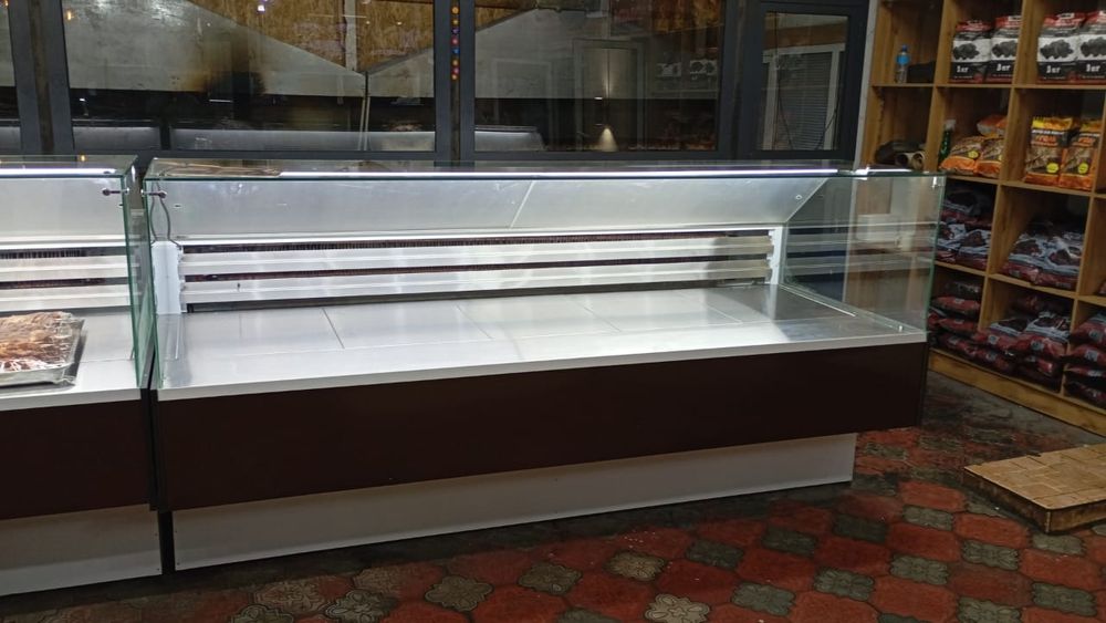 Витринные Холодильники