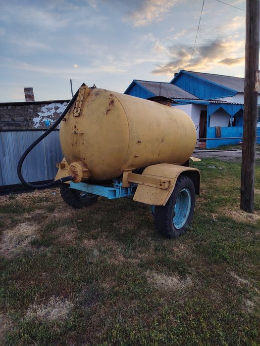 Продам бочку прицепнои