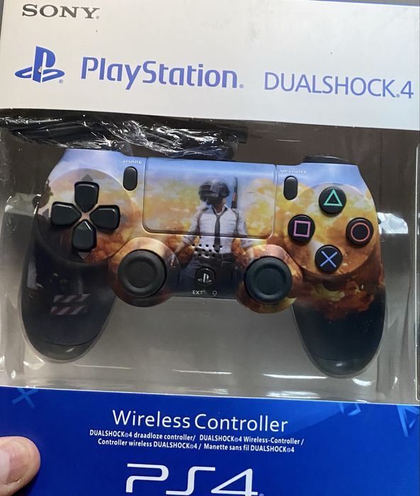 Продам джойстики на пс 4 новые