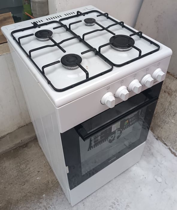 Продам газовую плиту