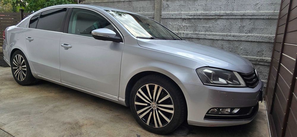 Volkswagen Passat 2.0 TFSI Highline DSG Impecabil
