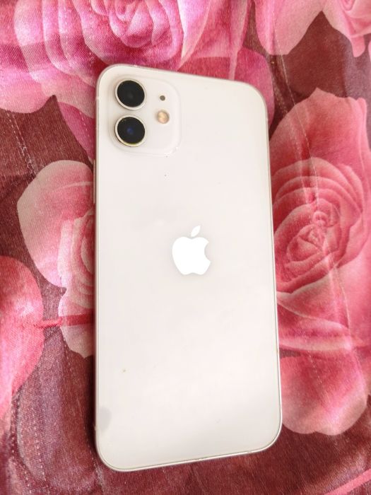Iphone 12  128 gb в идеальном состоянии