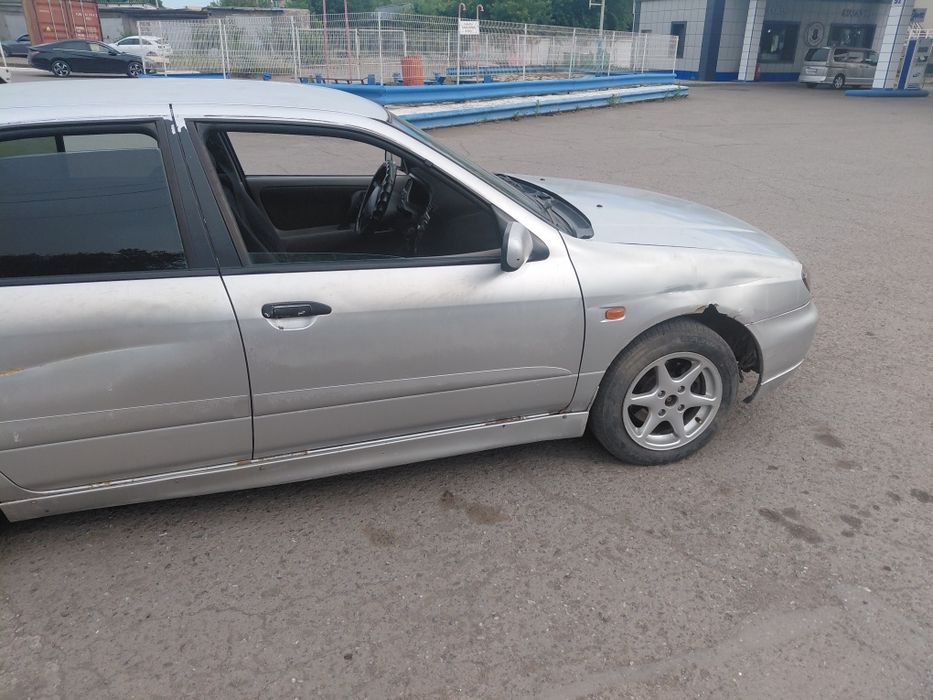Ниссан примера находу