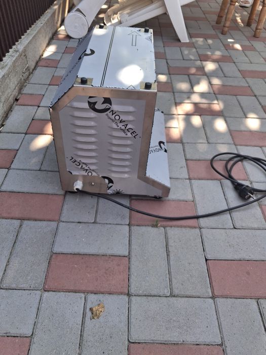 Mașină de tocat carne profesională FULL INOX – 230V