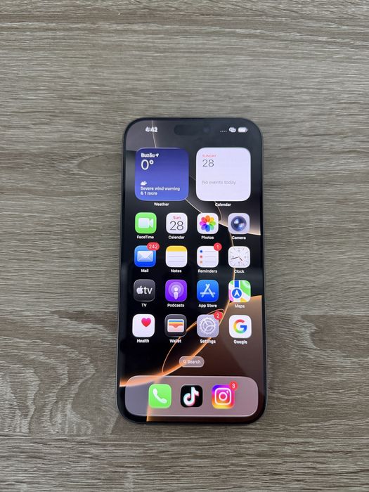 iPhone 16 Pro Max 256gb impecabil 96% baterie