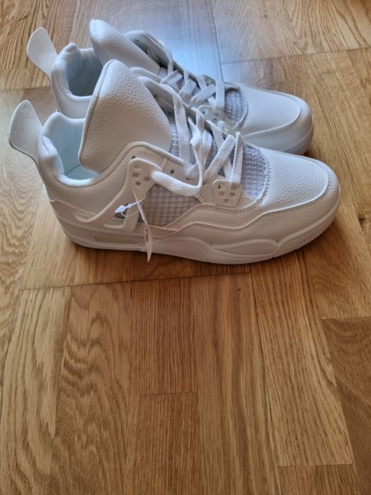 Vand adidasi Jordan 38
