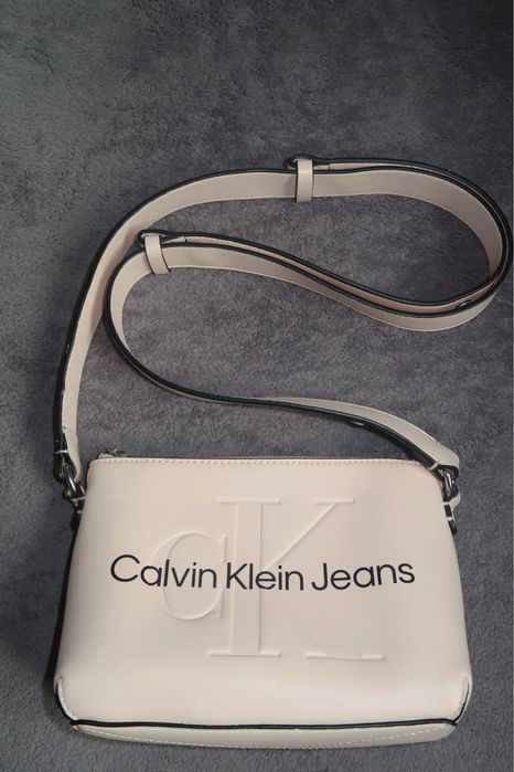 Чанта Calvin Klein