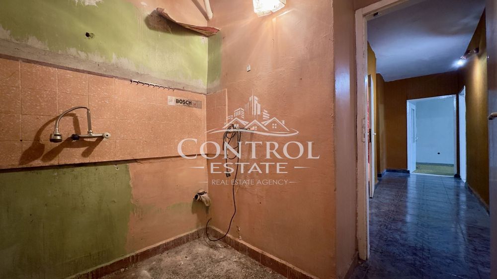 Продава се Тристаен апартамент в Велико Търново, Колю Фичето - 72 кв.м за 815 €/кв.м - Снимка #10