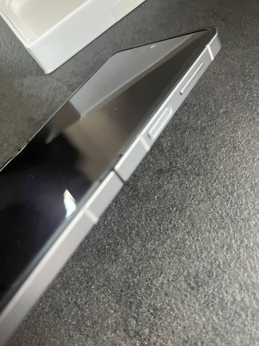 Samsung Z Flip 6 256 GB
