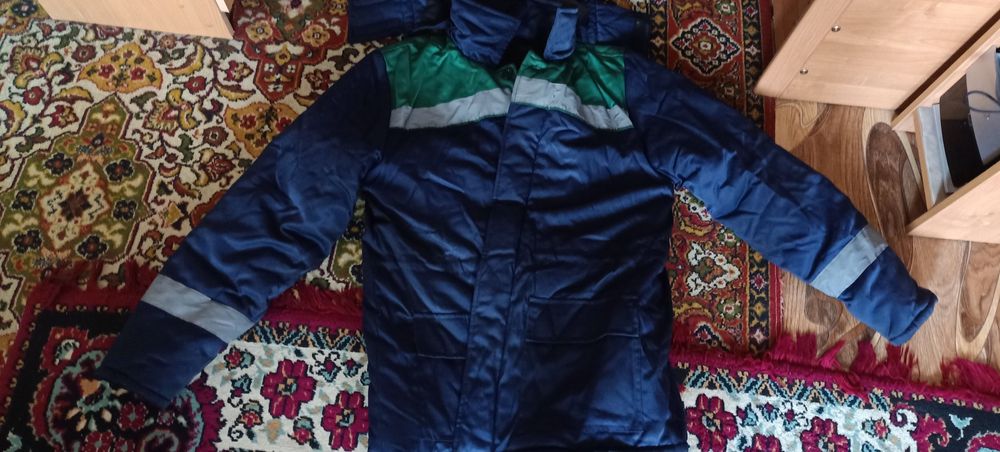 Продам теплую спецодежду