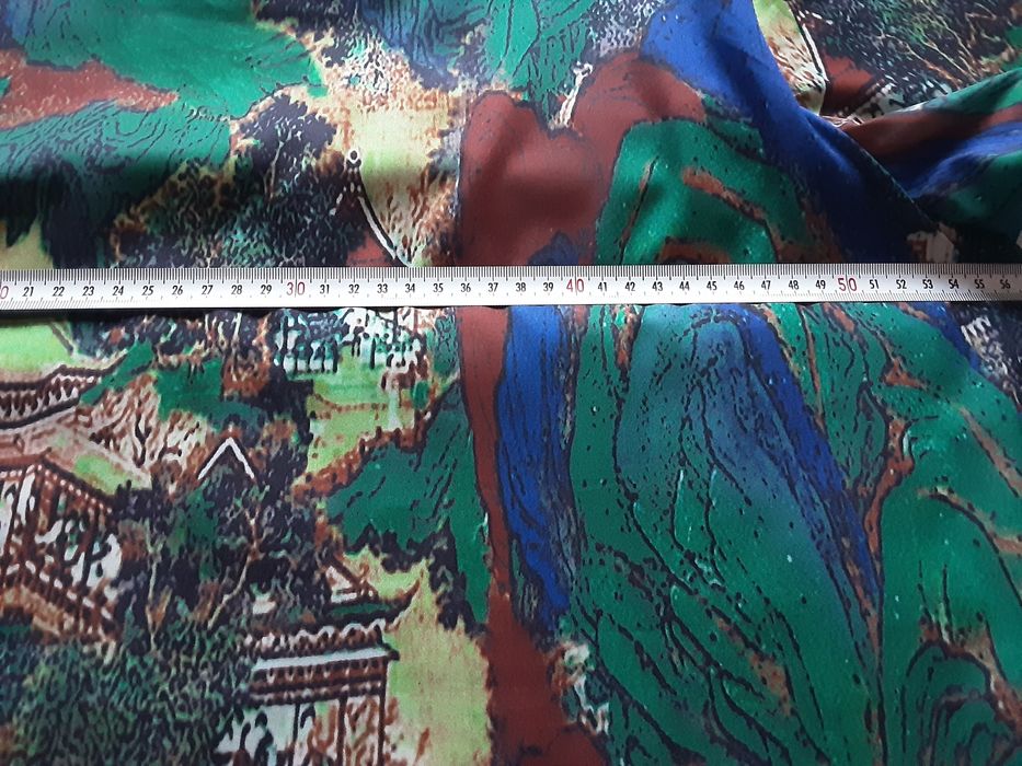 Дамски рокли с дълги ръкави