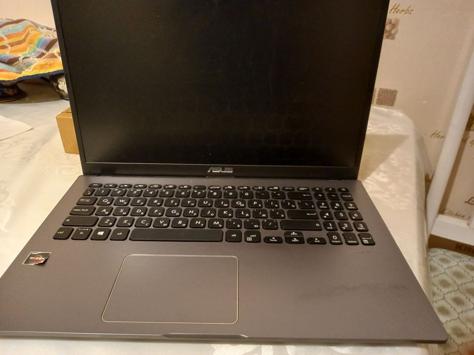 Продам ноутбук аsus 150000