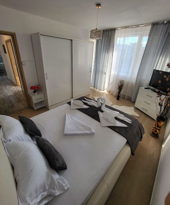 Apartament Ultracentral 2 camere decomandat centru,renovat Martie 2026