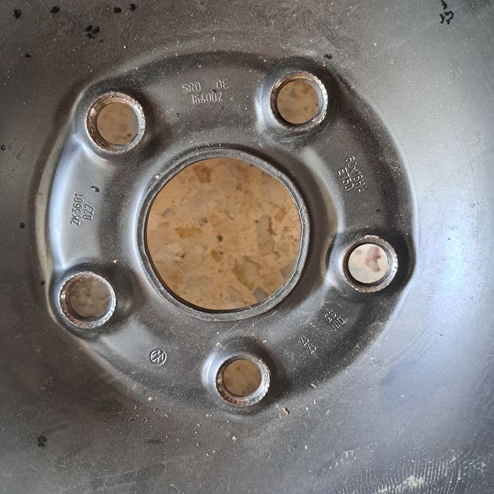 Железни джанти свалени от пасат б7