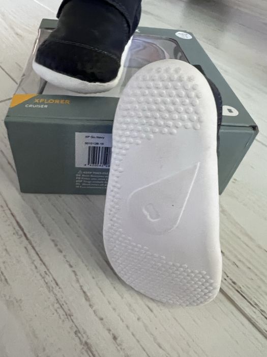 Обувки за прохождане Bobux