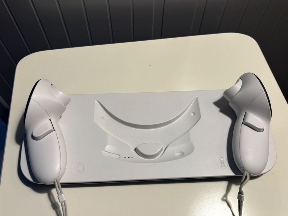 VR QUEST 3 cu strap și baterie externă