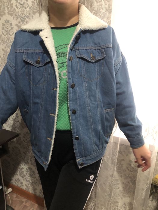 Джинсовая куртка