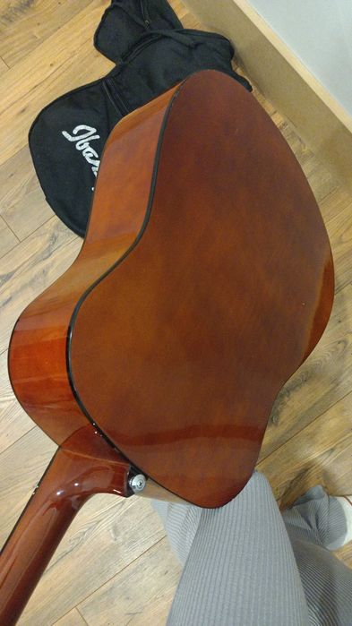 Chitara Ibanez+husă+ corzi de schimb