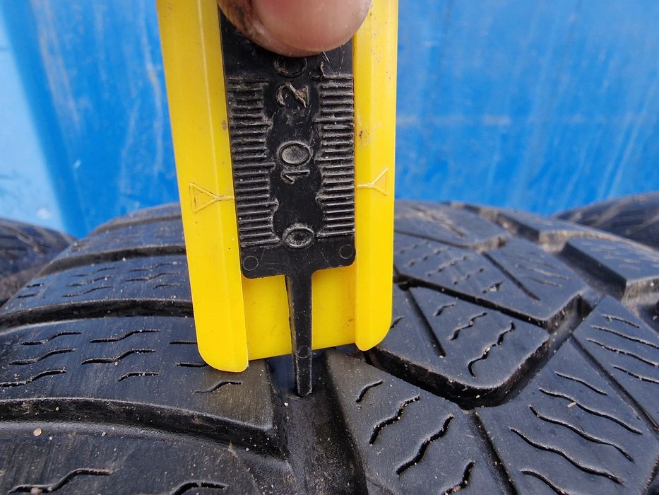 Anvelope 225/55R17 marca Pirelli, DOT 2022, 6 mm