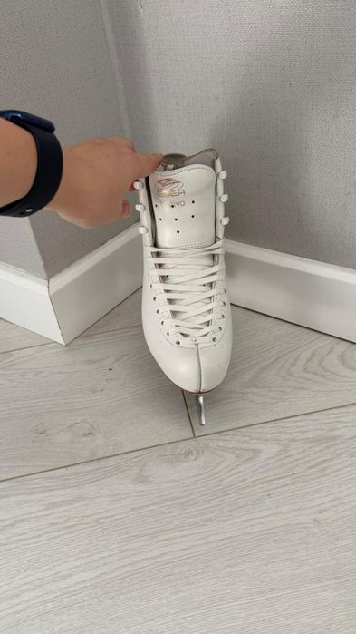 Коньки для фигурного катания Edea