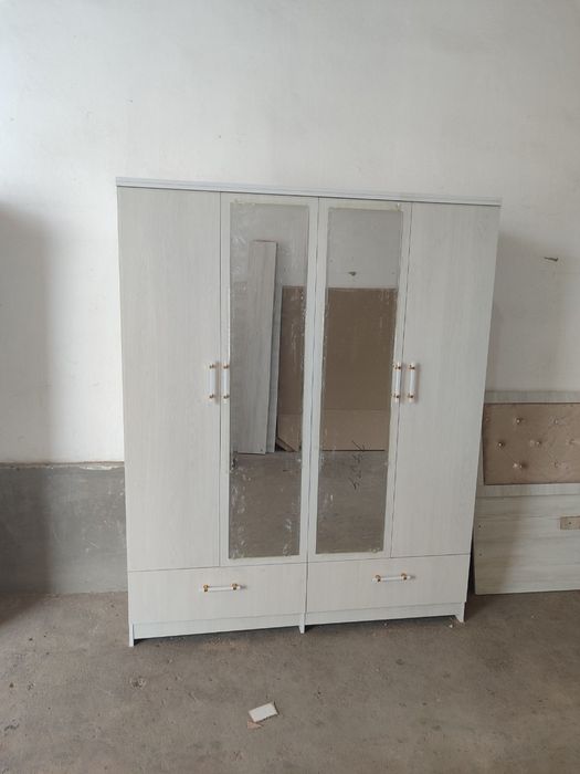 Shkaf birinchi quldan olasiz