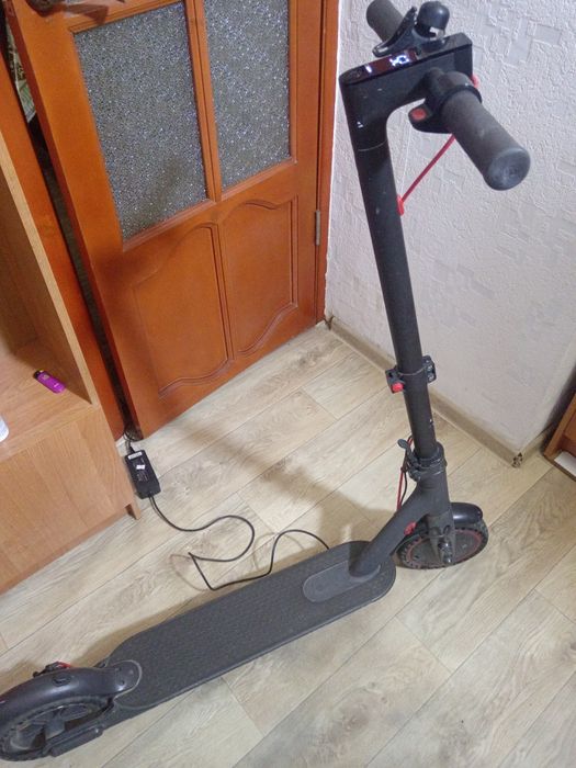 Самакат xiaomi electric scooter m365