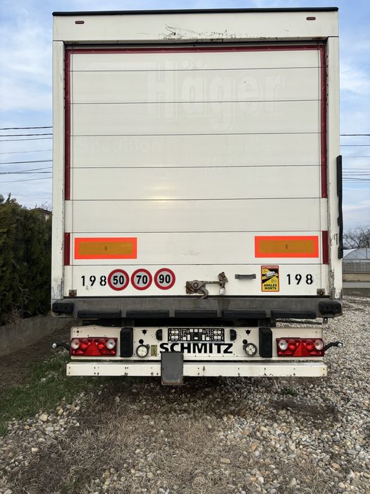 Semiremorca schmitz