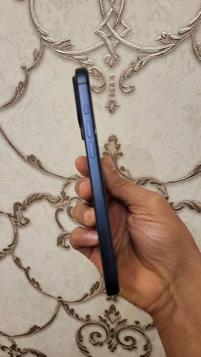 Обмен iPhone 17 pro max синий 256гб esim