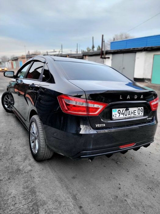 Lada Vesta 1.6  вариатор  Лада Веста