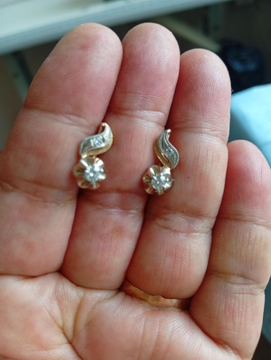 Серьги с бриллиантами