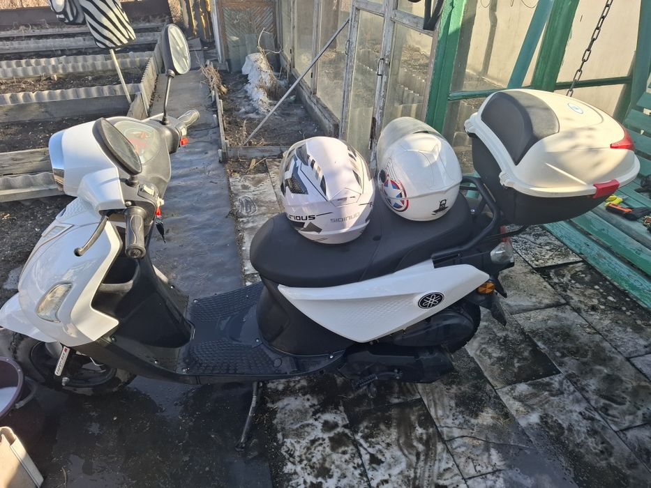 Продам скутер 2022 года