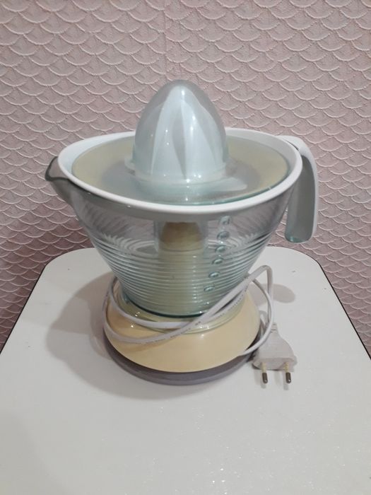 Соковыжималка для цитрусовых