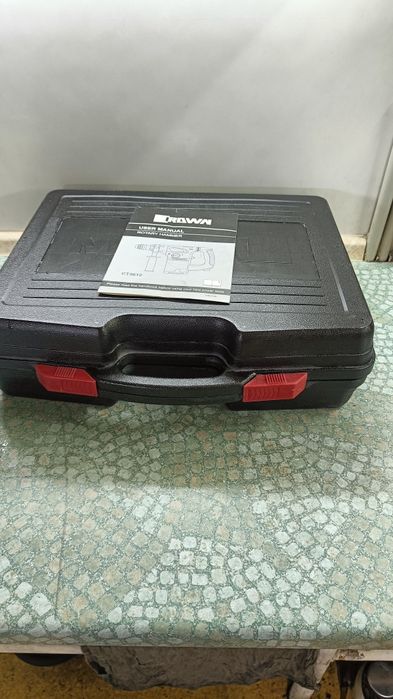 Продам перфоратор CROWN 1050 ватт