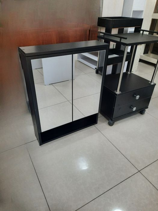 Шкафчик для ванной комнаты