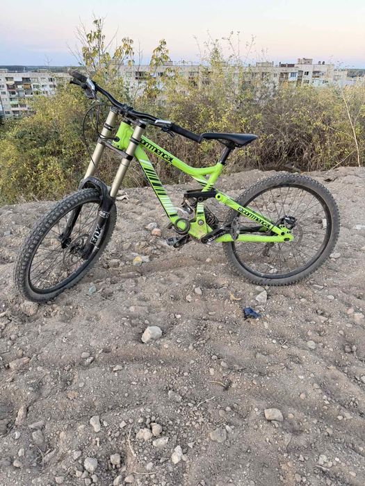 Мекица 26 Commencal Supreme DH (Алуминиева)