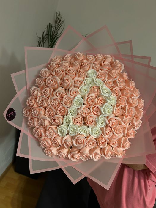 Buchet trandafiri sapun cu sclipici/ glitter/ ziua îndrăgostiților