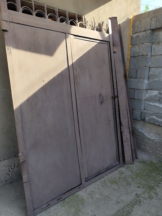 Железные ворота б/у