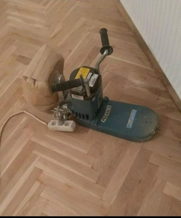 De vânzare mașina de rașchetat parchet de margine