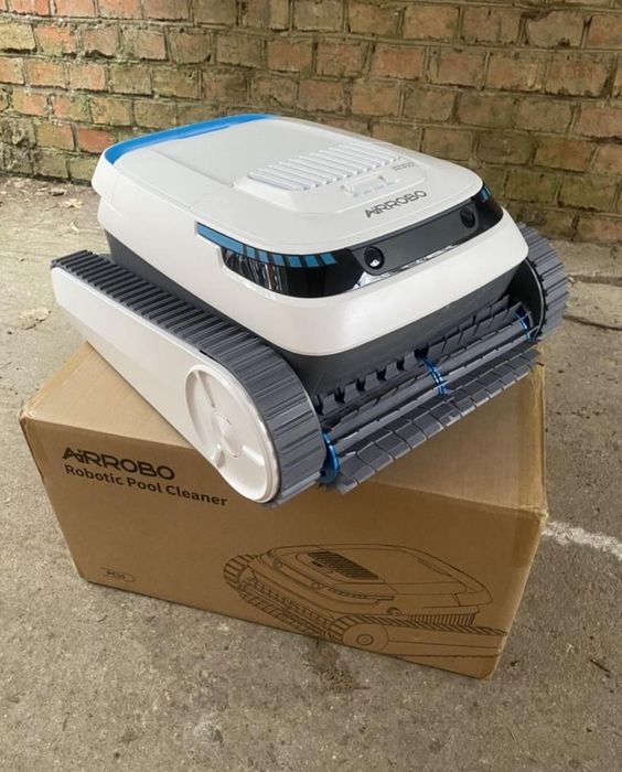 Робот пылесос для бассейна AIRROBO
