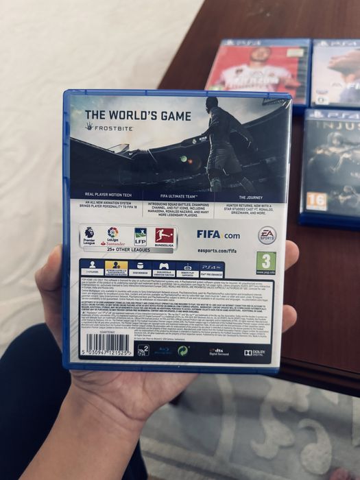 Диск на PS4 FIFA