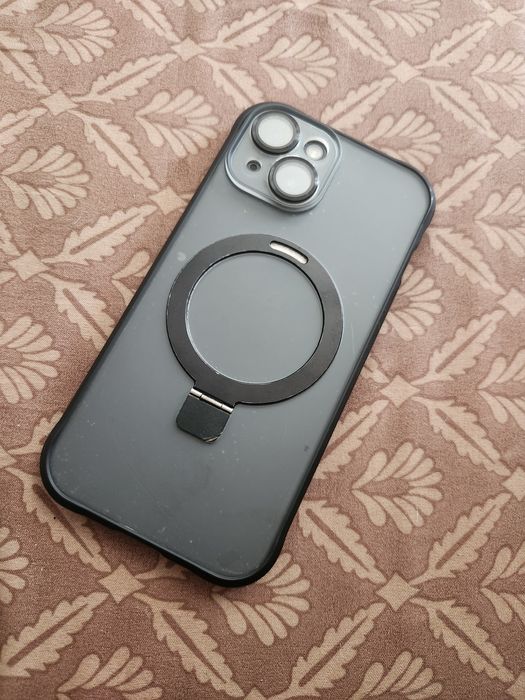 Продавам Iphone 15 Plus