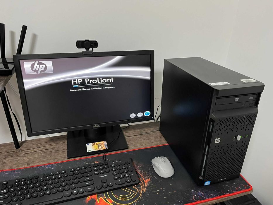 Unitate Server cu Intel Xeon E3-1220v2, Stocare 1Tb, 4Gb Ram Ecc