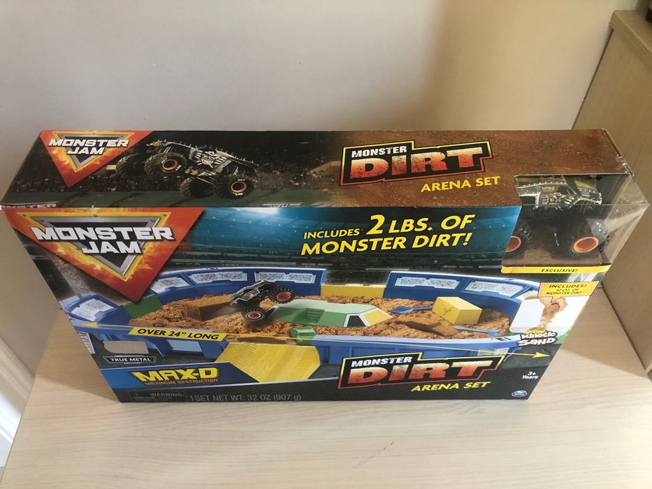 Monster Jam Metal Truck Max-D Dirt Arena Playset Nisip Kinetic Sand