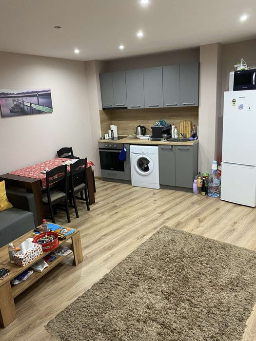 Дава се под наем Двустаен апартамент в Бургас, Меден рудник - зона А - 60 кв.м за 398.82 € - Снимка #4