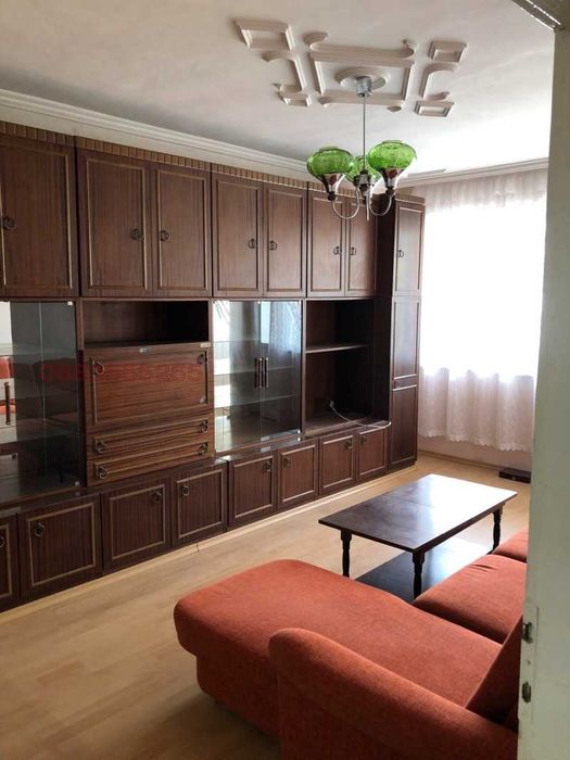 Дава се под наем Тристаен апартамент в Нова Загора - 79 кв.м за 280.5 € - Снимка #4