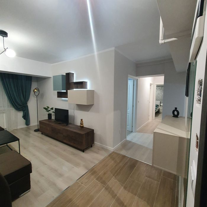 Persoana fizica Inchiriez apartament cu 2 camere Complex Evergreen Tatarasi