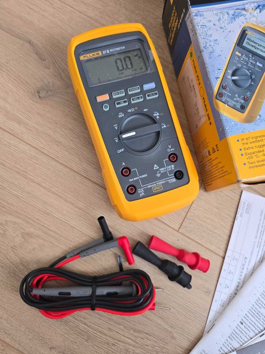 Мултиметър Fluke 27 II – нов